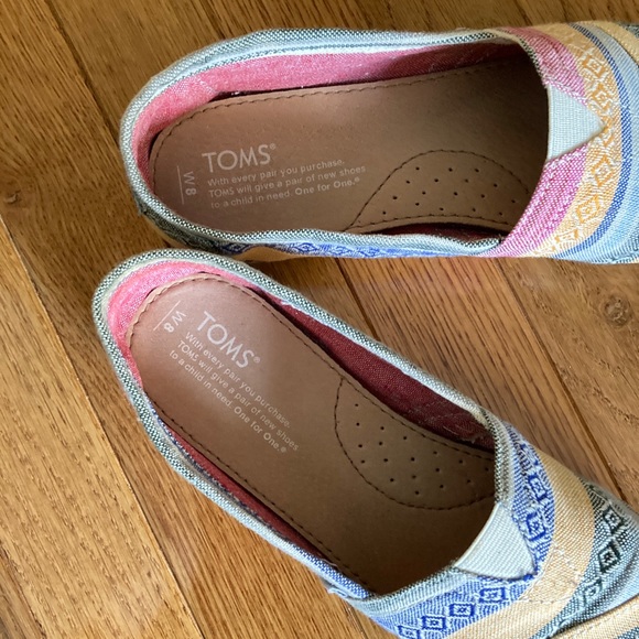 TOMS Women’s Slip On Classic Alpargata size 8 - Picture 3 of 4